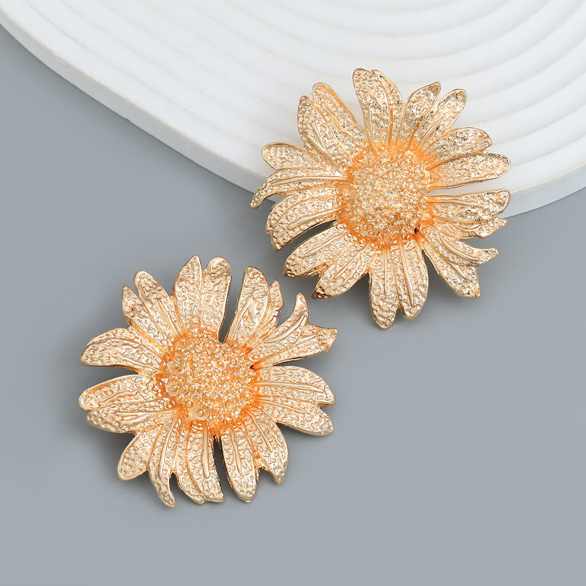 Sunflower Flower Alloy Female Exaggerated Metal Earrings