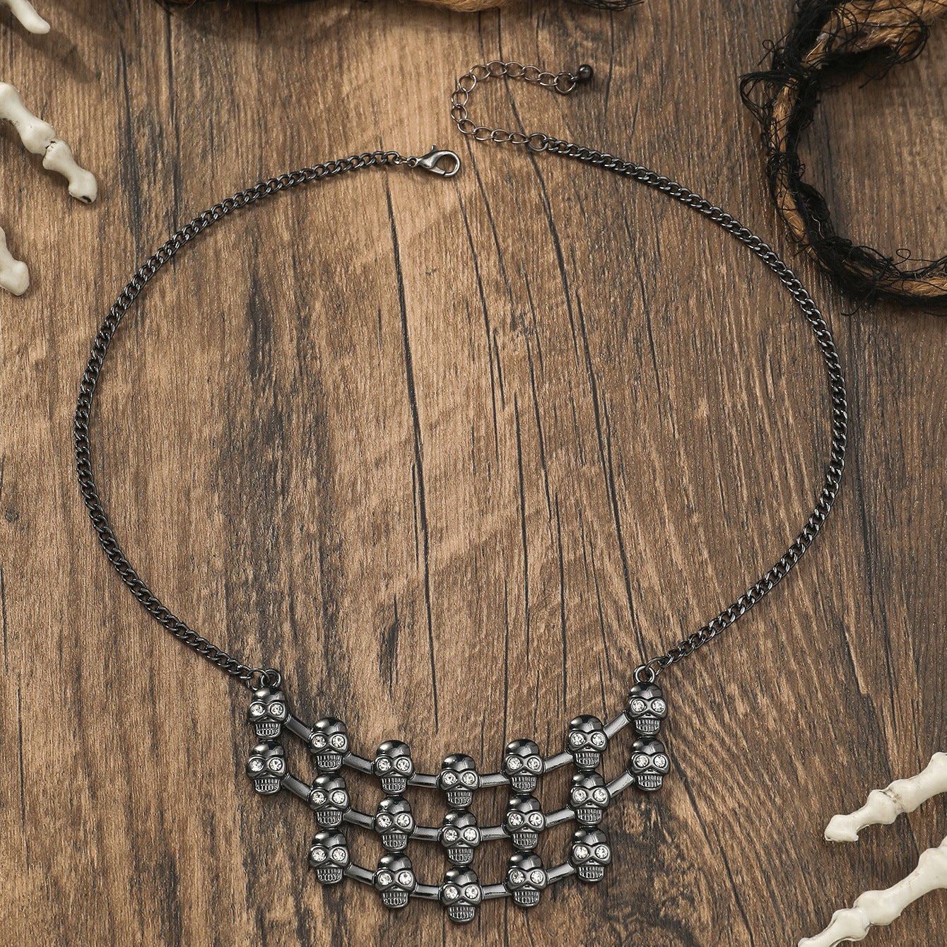 Women's & Men's Halloween Dark Trendy Personality Exaggerated Skull Chain Necklaces