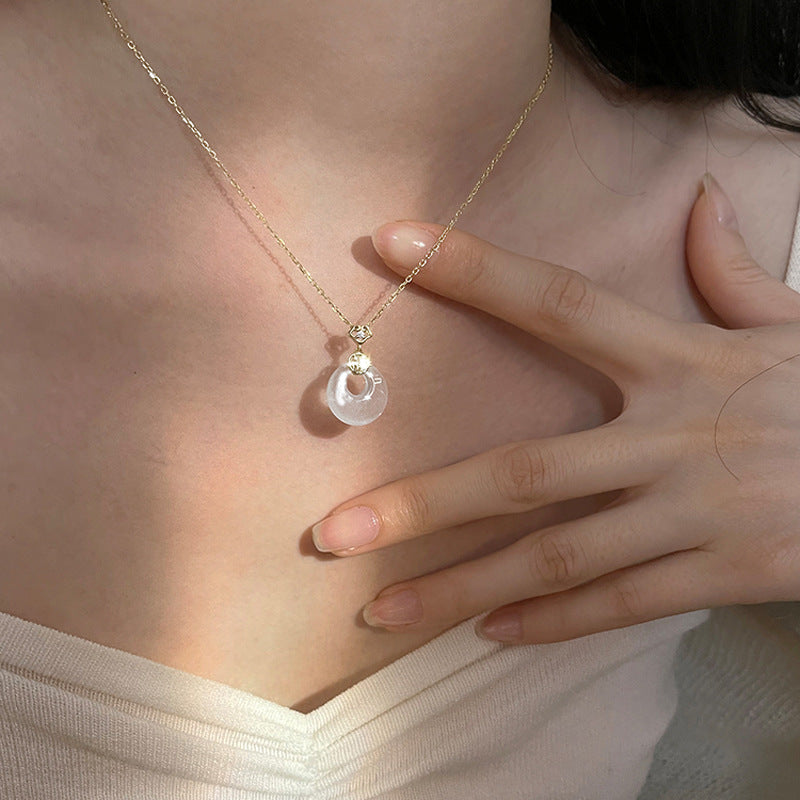 Colliers blancs avec pendentif de Style chinois rétro pour femmes