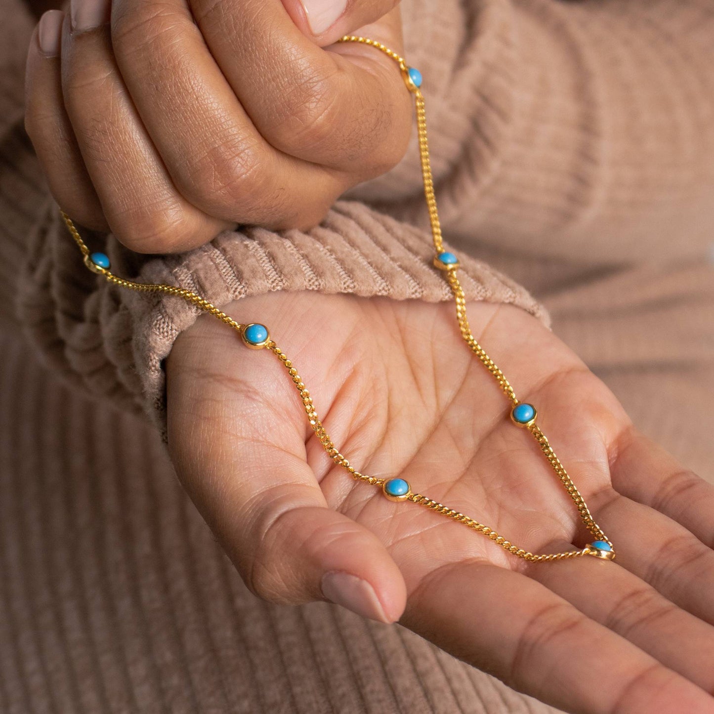 Plusieurs chaînes de clavicule turquoise naturelles, colliers à franges