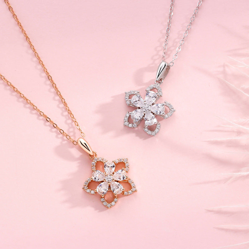 Colliers de luxe minoritaires légers en fleurs de pêcher pour femmes, de haute qualité