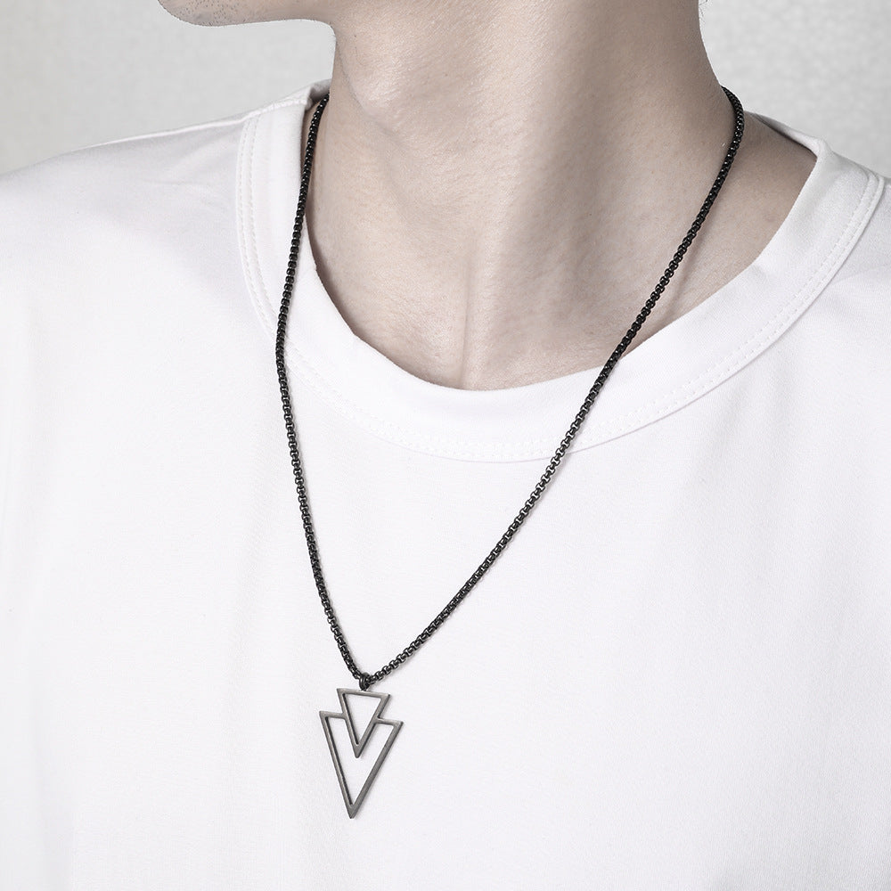 Colliers froids personnalisés géométriques en acier inoxydable avec pendentif triangulaire pour hommes