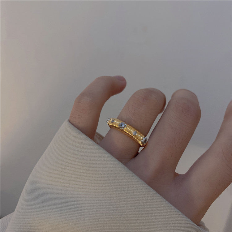 Ancient Palace Style Hollow Jeweled Design Golden Rings