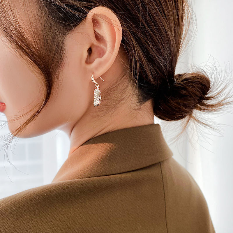 Shining Diamond Opening And Closing Imitation Pearl Earrings