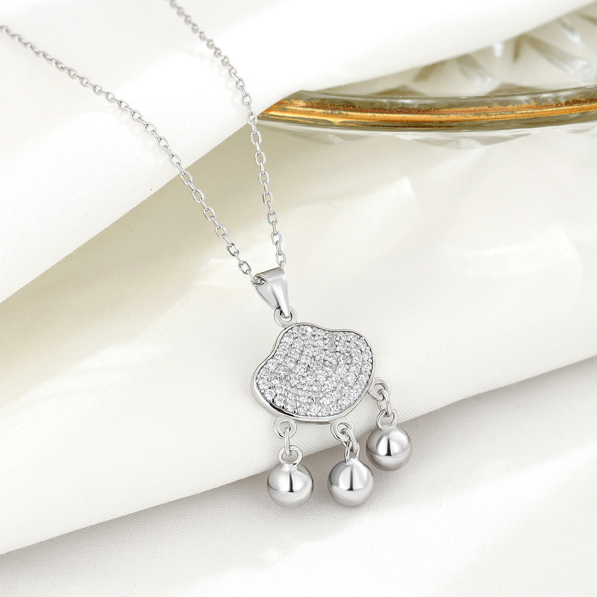 Colliers d'ornement de haute qualité avec serrure de sécurité pour femmes