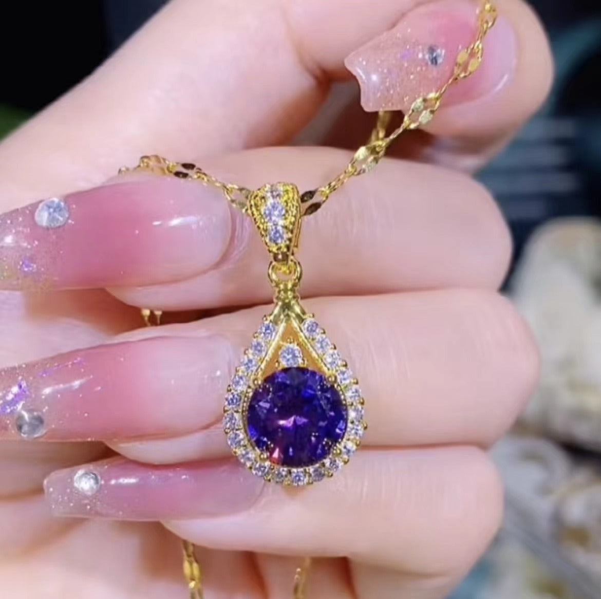 Incrustation de gouttes d'eau en Zircon violet pour femmes, colliers de luxe légers à la mode