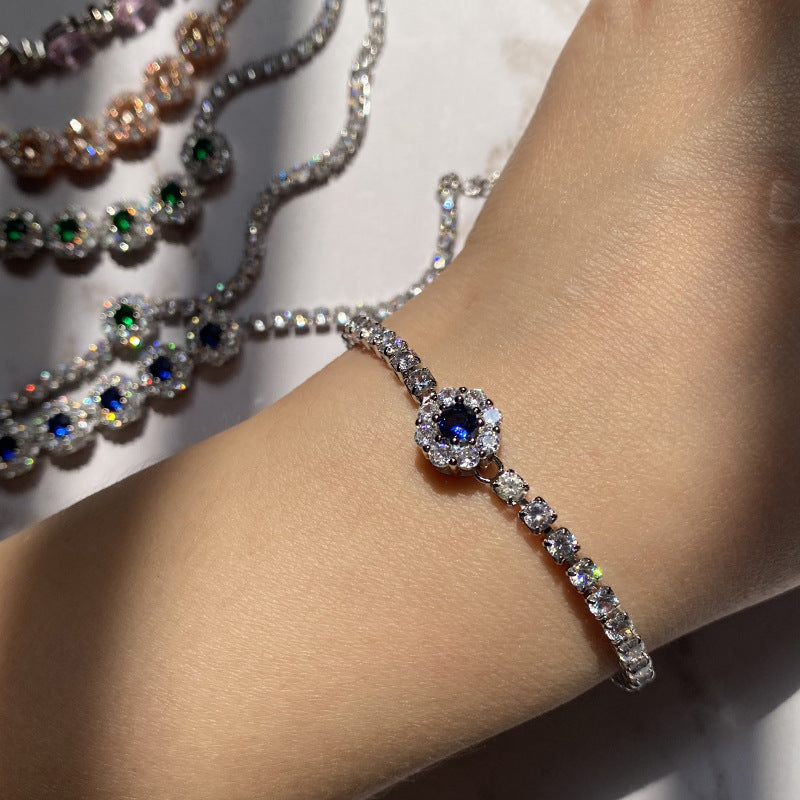Farbige Edelsteine weibliche vergoldete Mode Temperament grüne Armbänder