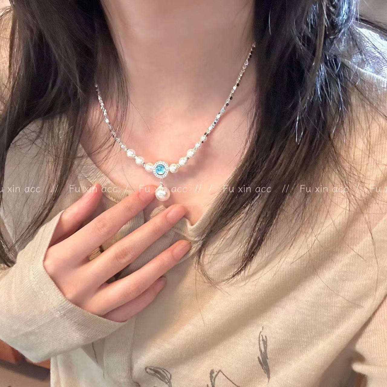 Aquamarine Pearl Female Special Interest Light Luxury Necklaces