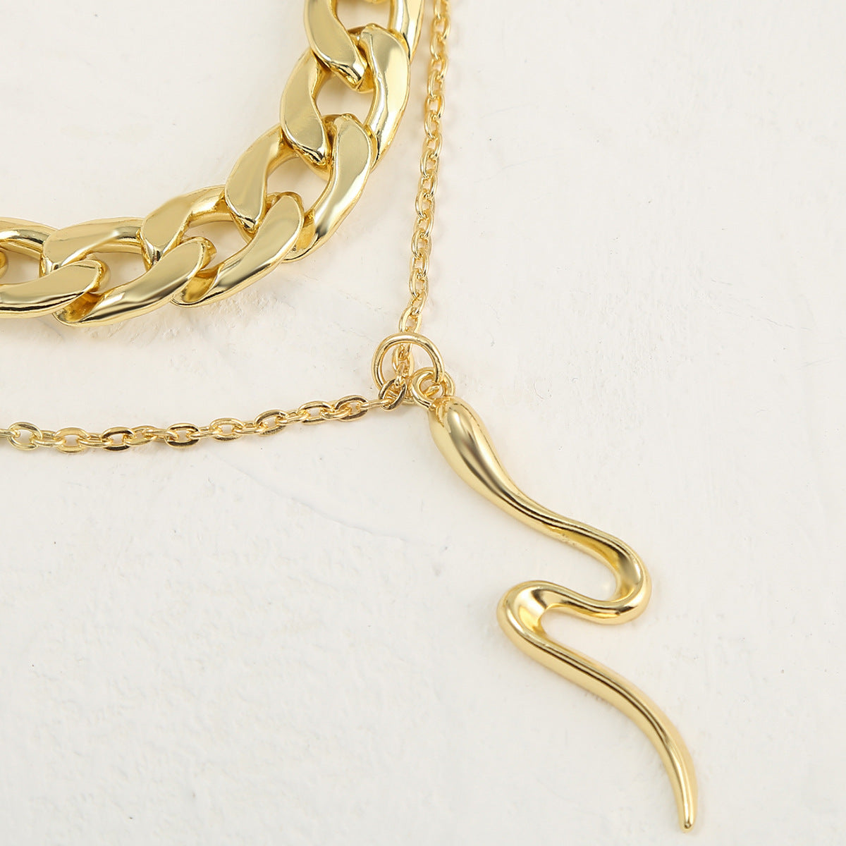 Colliers en os avec pendentif punk exagéré en forme de serpent animal