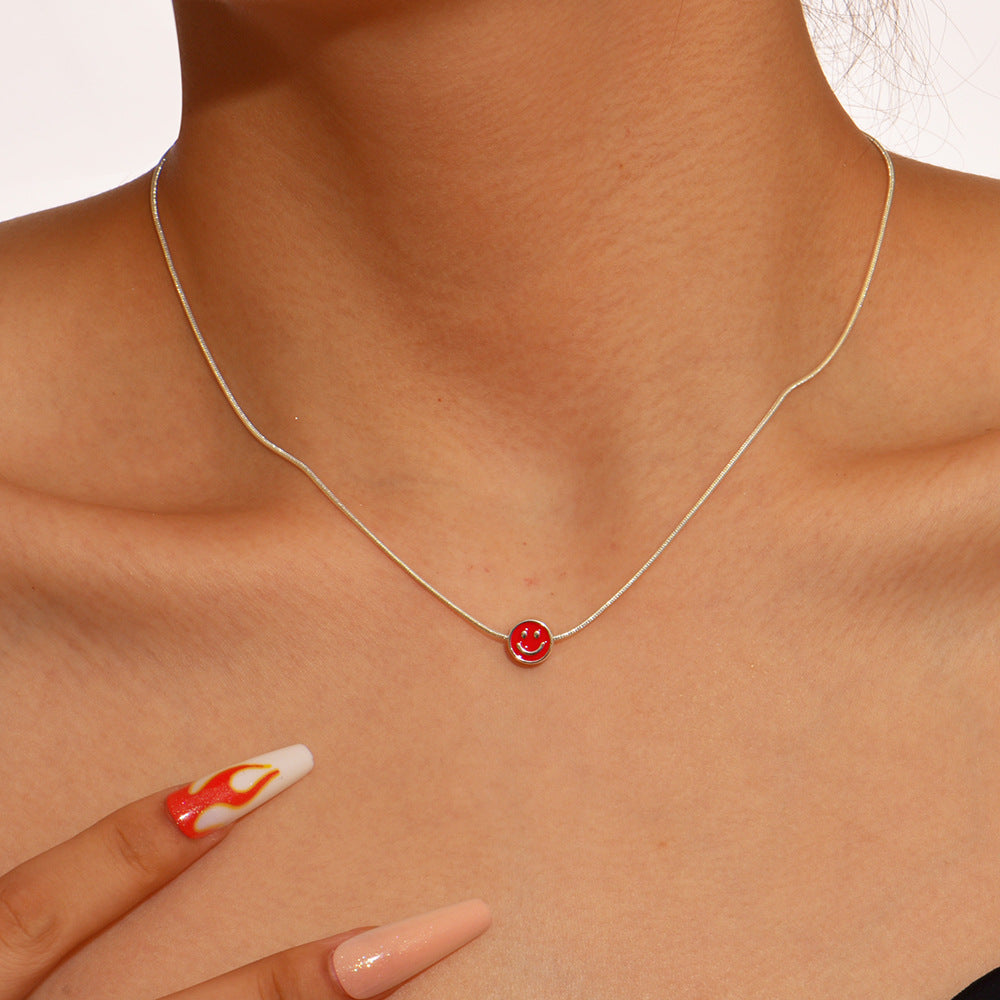 Colliers personnalisés multicolores à la mode avec visage souriant dégoulinant
