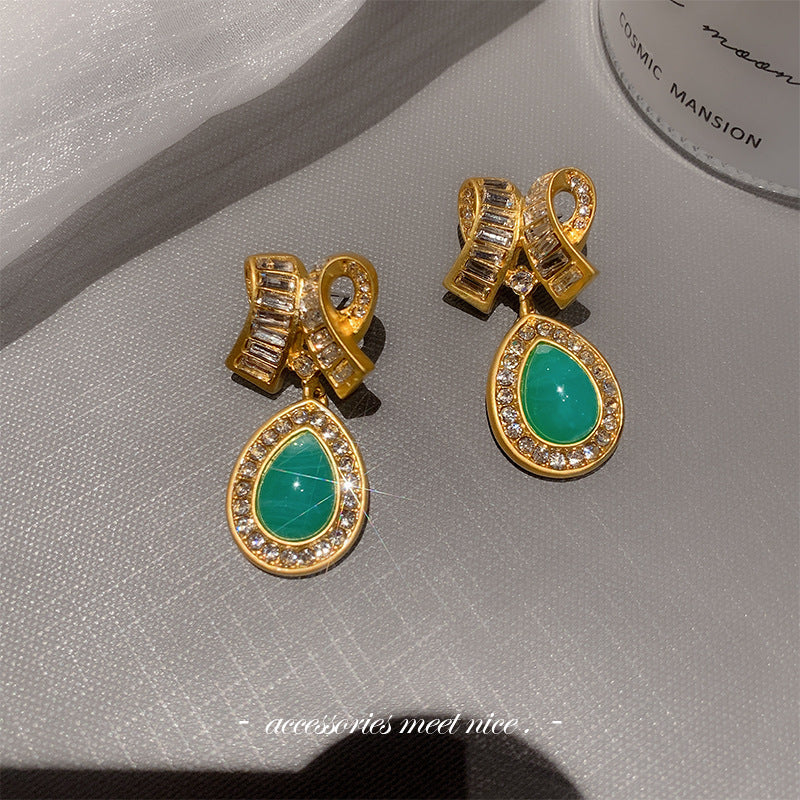 Pearl Flower Love Heart Vintage Court Earrings