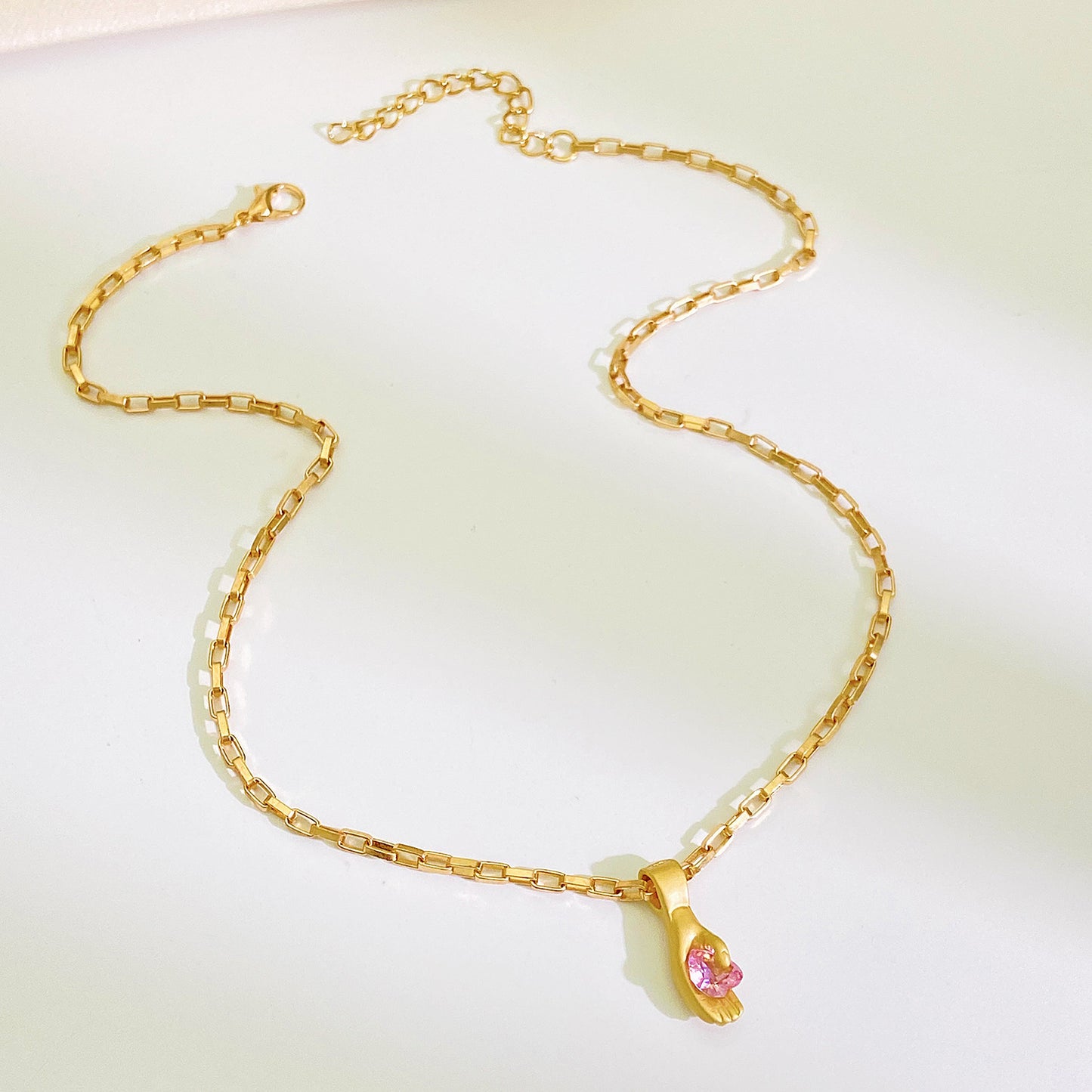 Pink Love Palm Heart Pendant Zircon Retro Necklaces