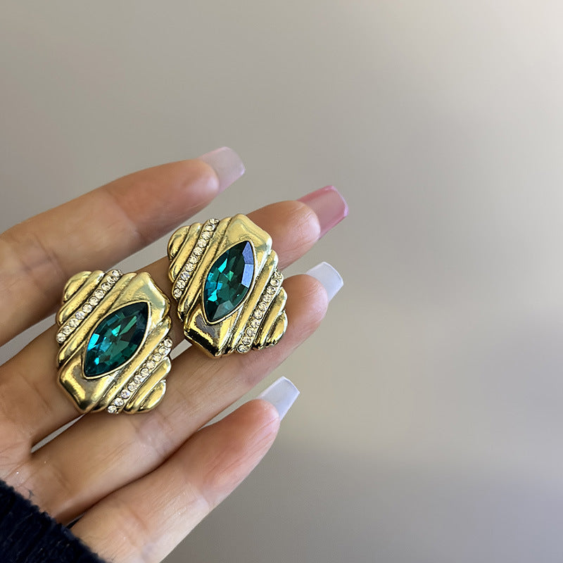 Colliers de personnalité de mode de minorité féminine de style palais