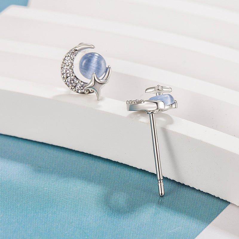 Women's Small Blue Star And Moon Ear Earrings