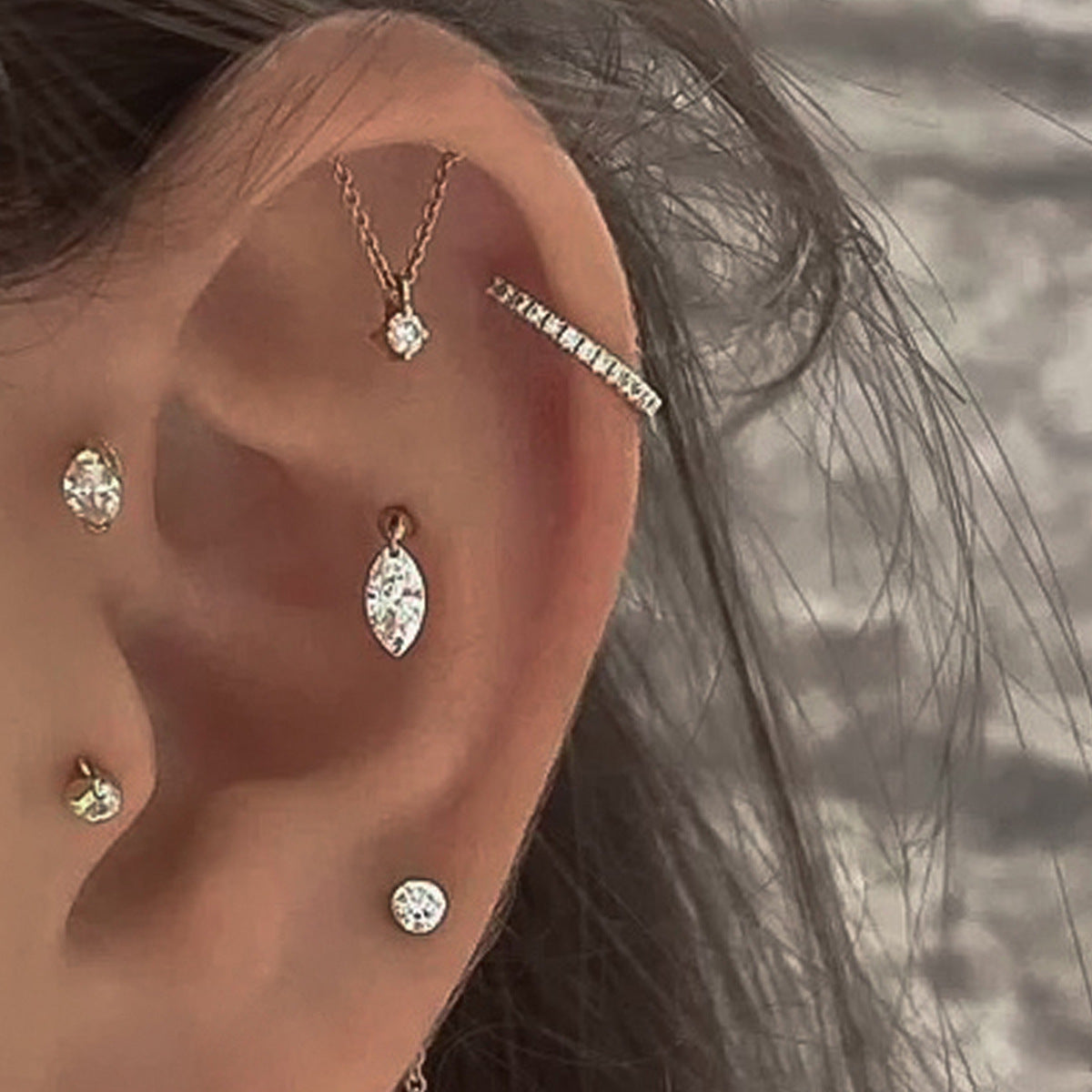 Damen-Ohrringe mit Zirkon-Quasten-Nischen-Design, fortschrittliche Kette