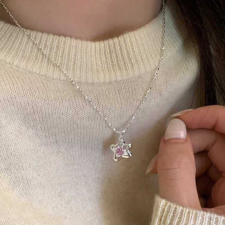 Colliers féminins avec pendentif étoile à cinq branches en métal irrégulier