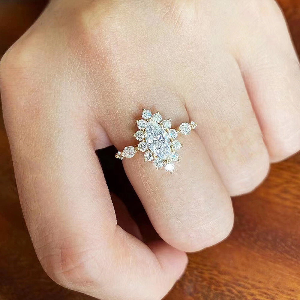 Women's Super Flash Horse Eye Zircon High-grade Rings