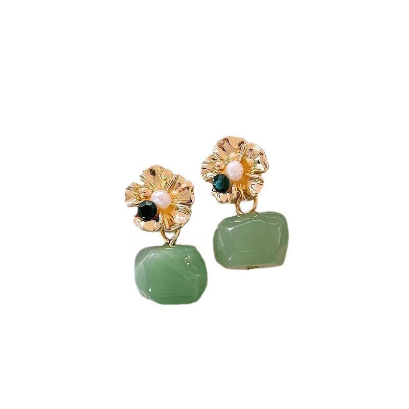 Women's Retro Elegant Copper Inlaid Natural Stone Light Earrings