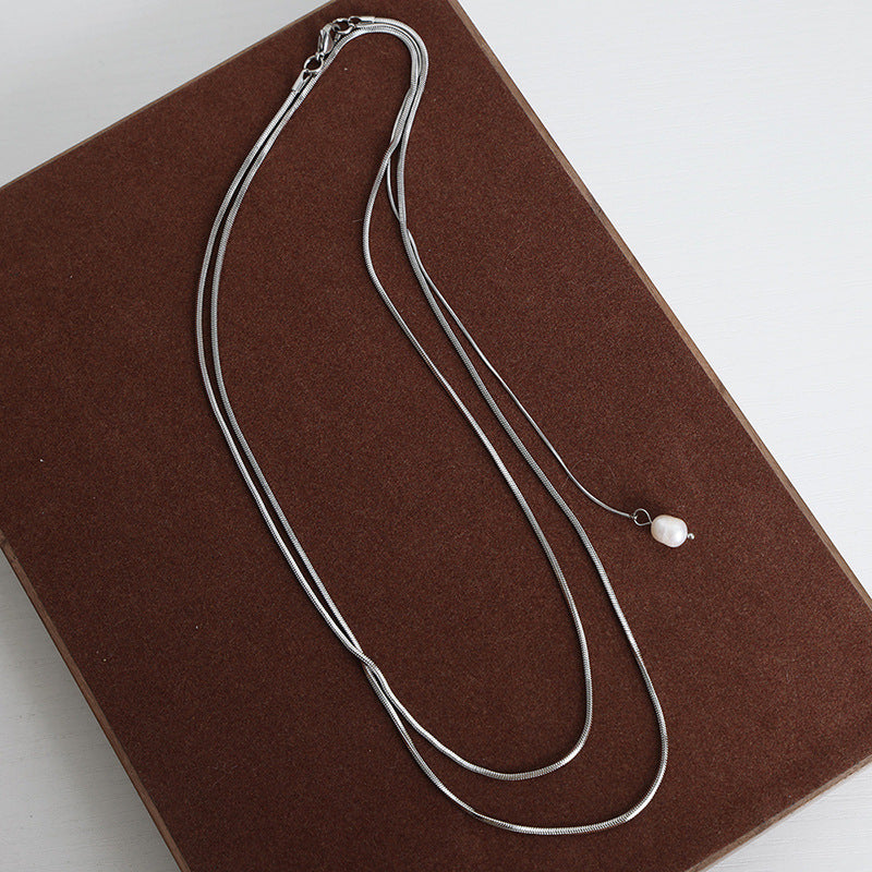 High Sense Niche Design Titanium Steel Pearl Pendant Sweater Necklaces