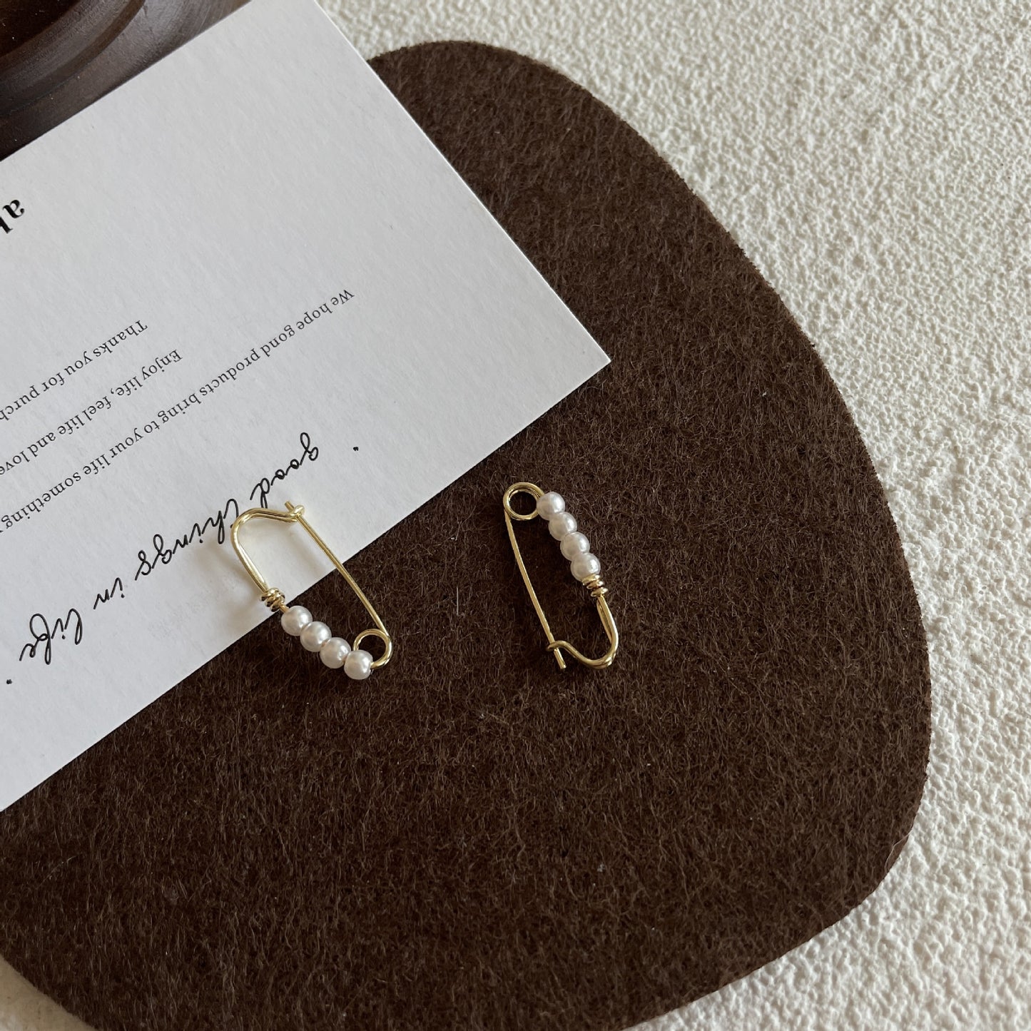 Boucles d'oreilles en perles pour femmes, conception de niche simple, épingle d'été