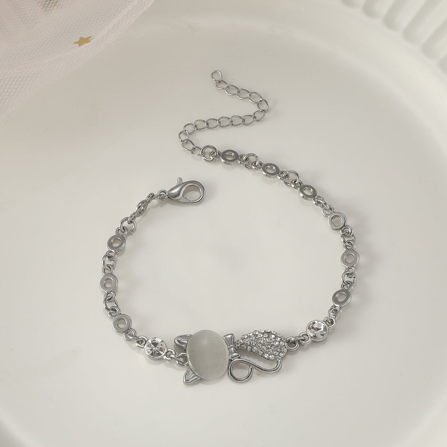 Women's Fashion Design Exquisite Opal Cat Girlfriends Bracelets