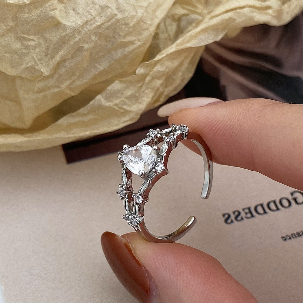 Offene, hochwertige, elegante Ringe im Feen-Design