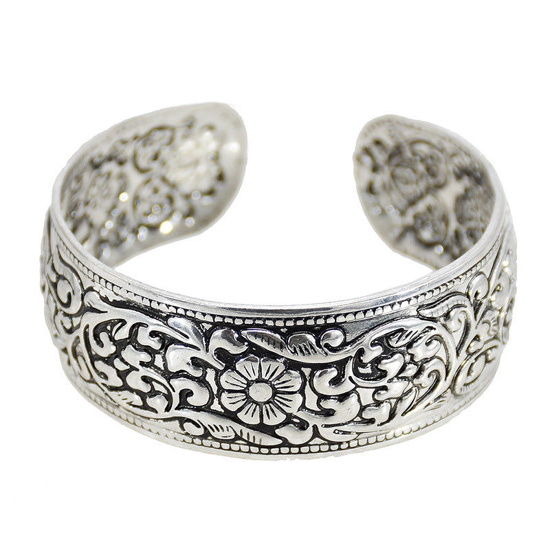 Fashion Sier-plated Ethnic Style Vintage Engraving Open Wide Surface Super Bracelets