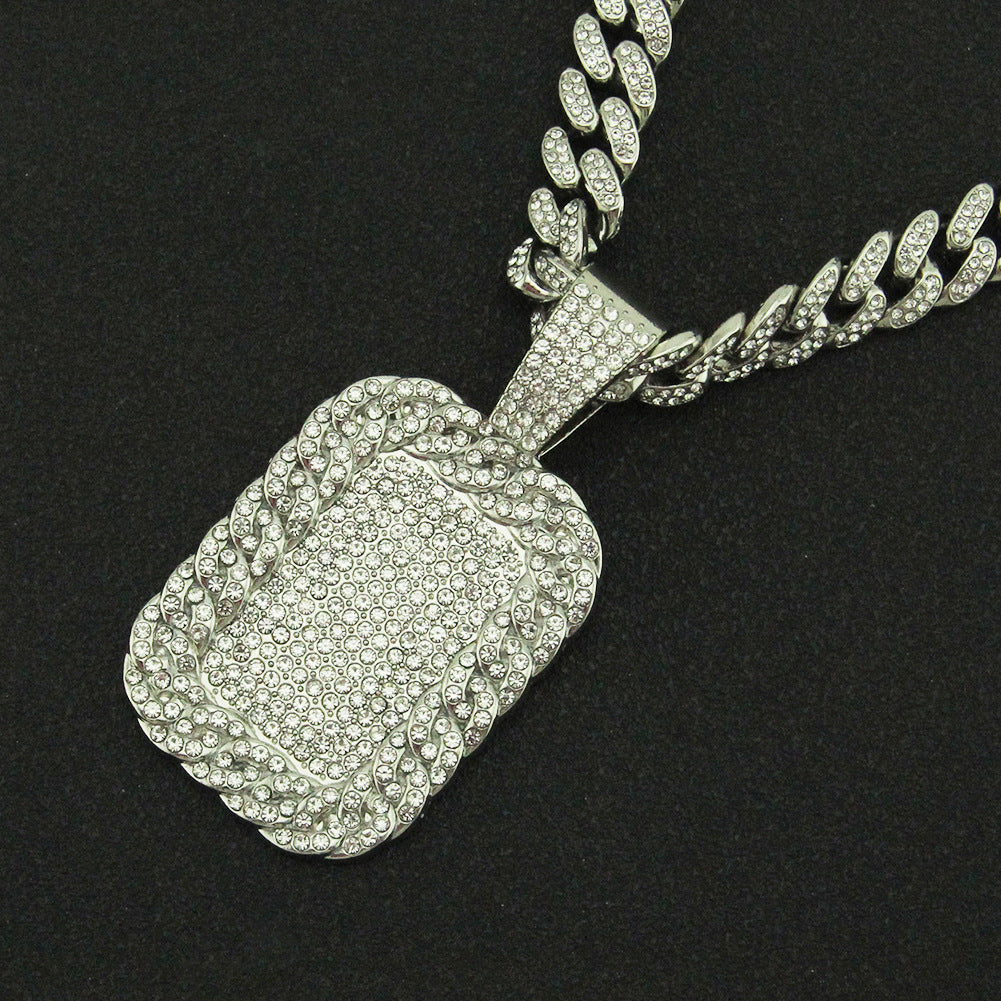 Hop Splendid Colliers à pendentif en forme d'étiquette de chien en diamant