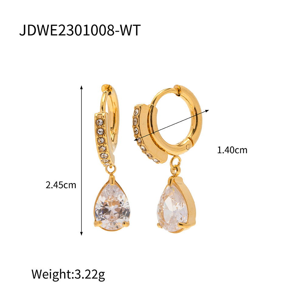 Boucles d'oreilles en acier titane pleines de zirconium et d'émeraude