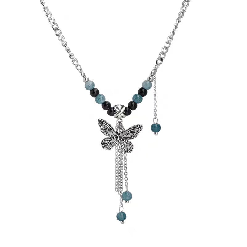 Colliers de style ethnique avec pompon papillon en perles chinoises