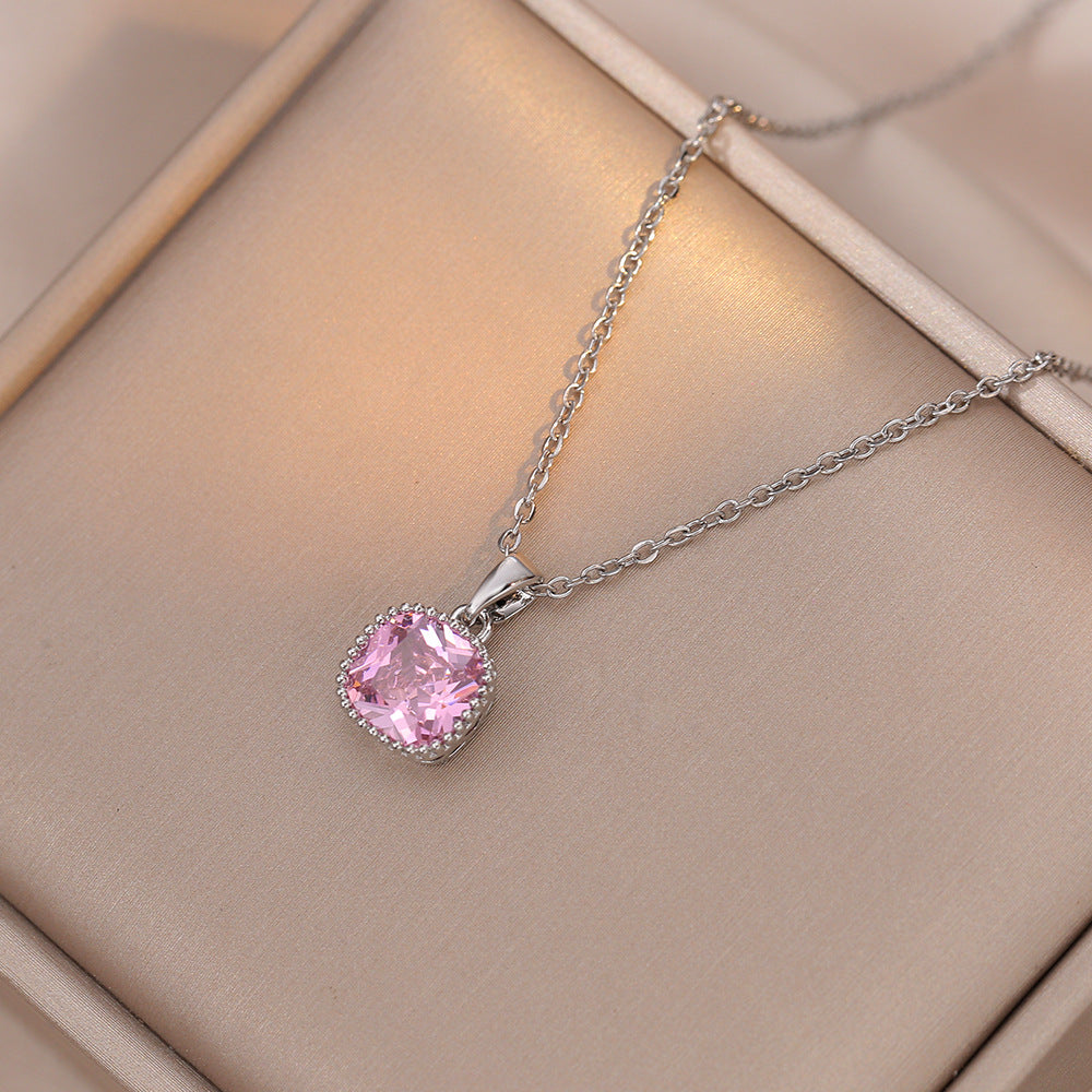 Women's Interest Light Luxury Design Pendant Elegant Outfit Necklaces