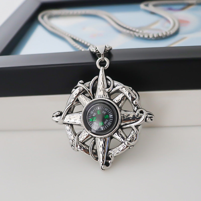 Men's Alloy Pendant Design Compass High-grade Trendy Necklaces
