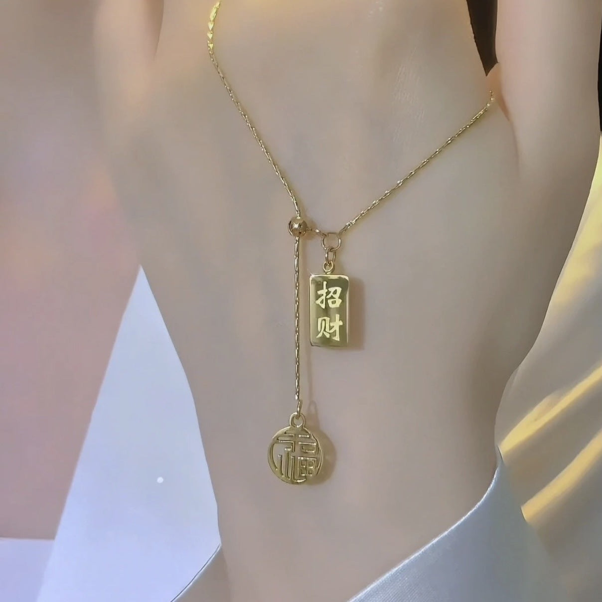 Women's Brick Lucky Pendant Adjustable Refined And Simple Design Clavicle Necklaces