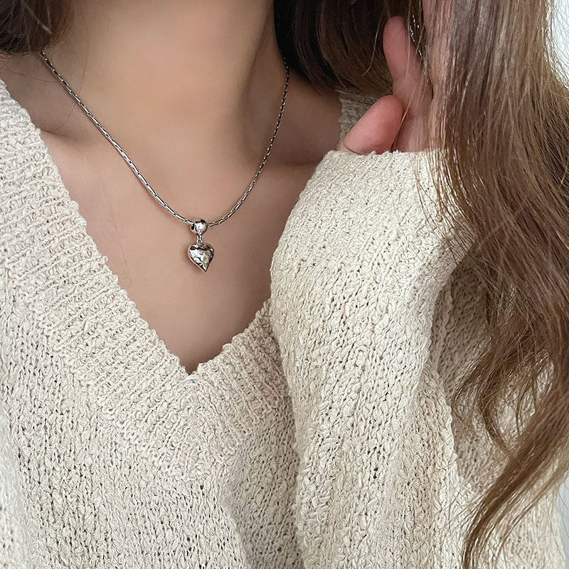 Peach Heart Pendant Female Personality Ornament Simple Three-dimensional Necklaces