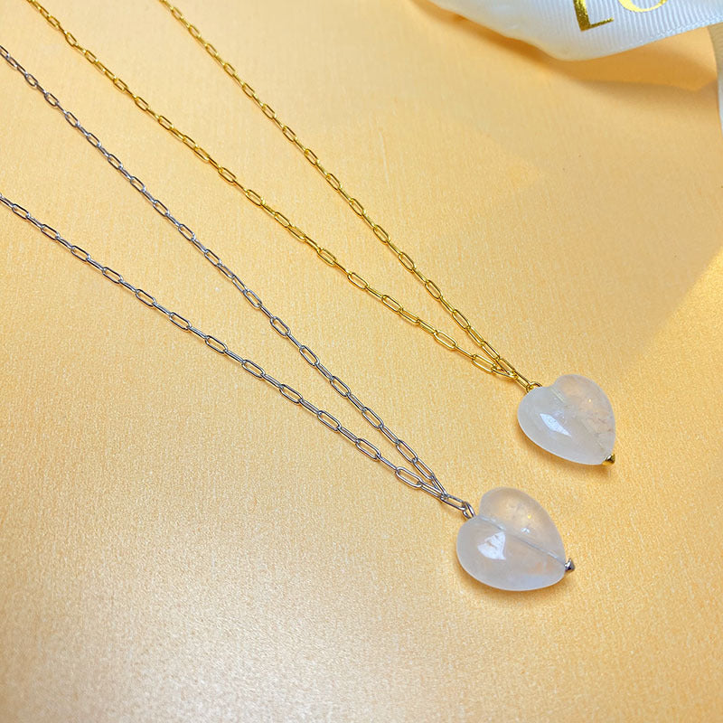 Black Agate Heart-shaped Female Clavicle Chain Necklaces