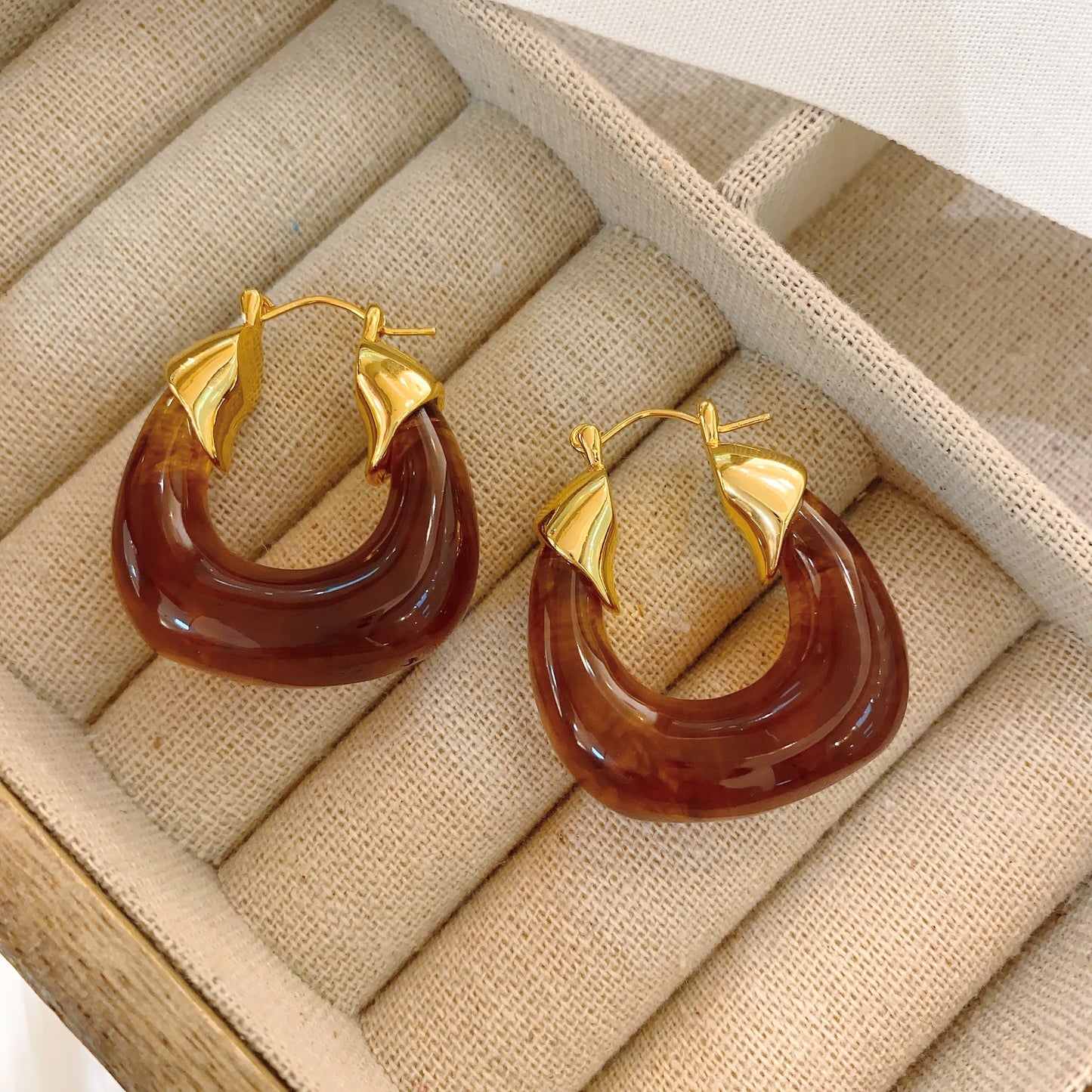 Women's Amber Exaggerated And Personalized Fashionable Vintage Earrings