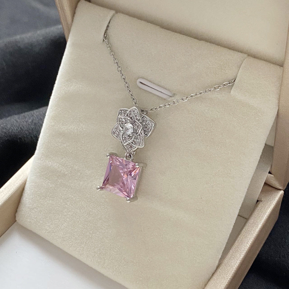 Micro Inlaid Zircon Flower Short Style Versatile Necklaces