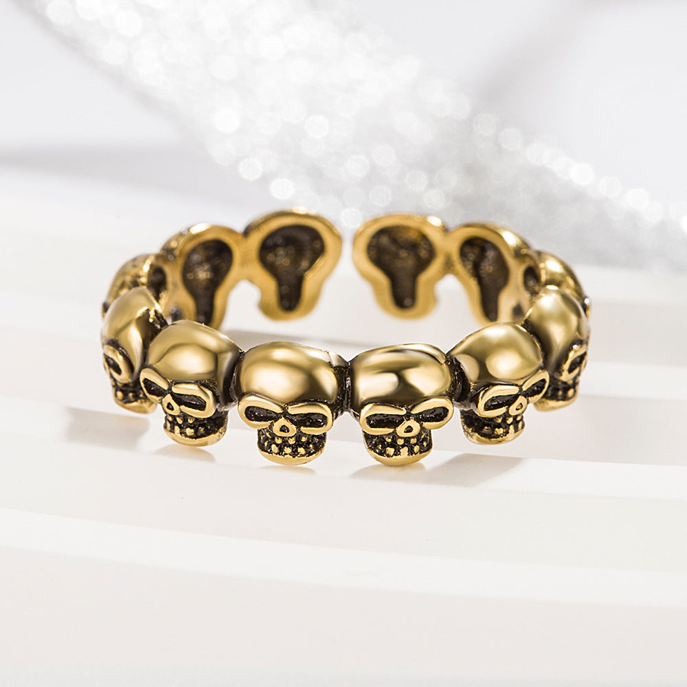 Bronze-Ornament-Ringe im Retro-Stil in Totenkopfform
