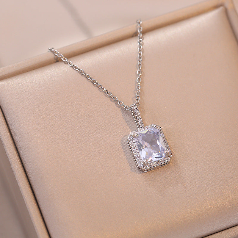 Colliers géométriques en Zircon, pendentif léger, Design de luxe, intérêt particulier, tempérament