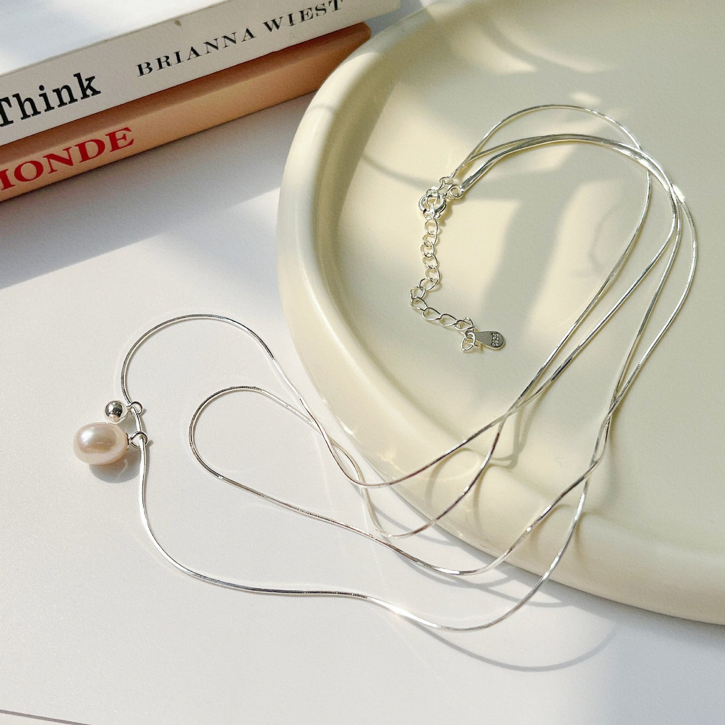 Chaîne en os pour femmes, colliers simples de perles d'eau douce de haute qualité