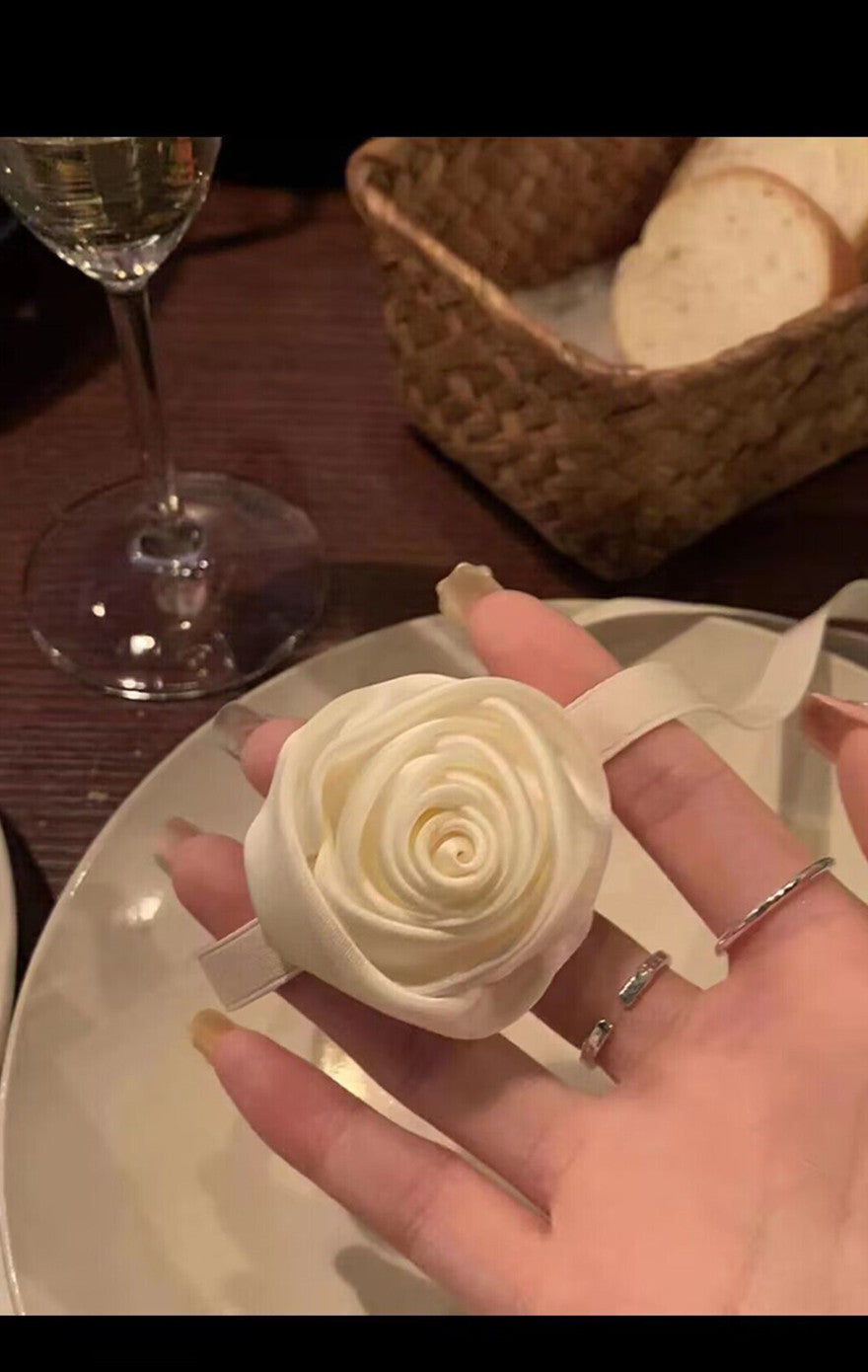 Black And White Rose Collar Lolita Fairy Style Necklaces