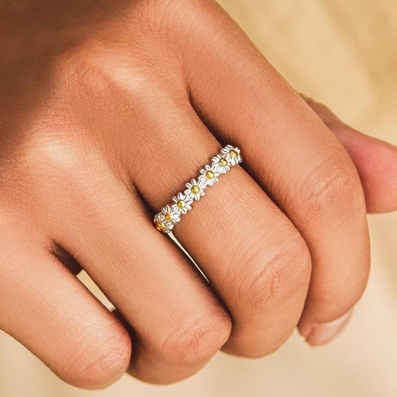Sweet Little Daisy Flower Female Summer Rings