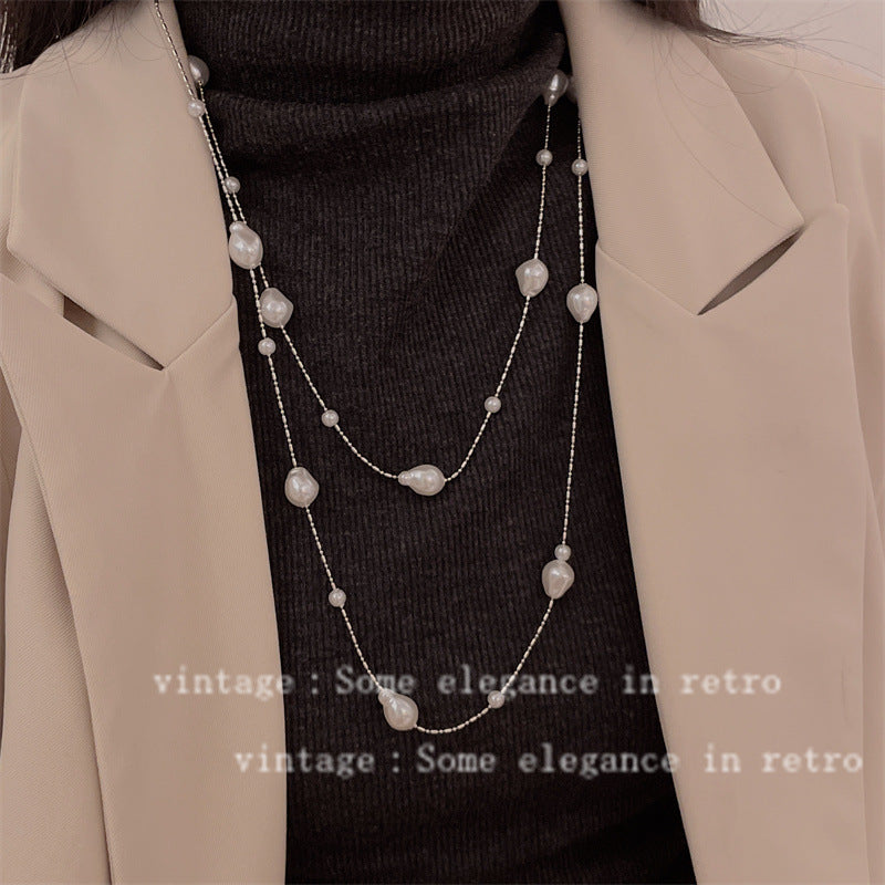 Colliers de mode rétro de luxe doux de conception de niche