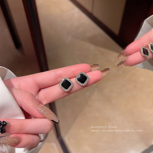 Women's Simple Square High-grade Elegant Fashionable Niche Earrings