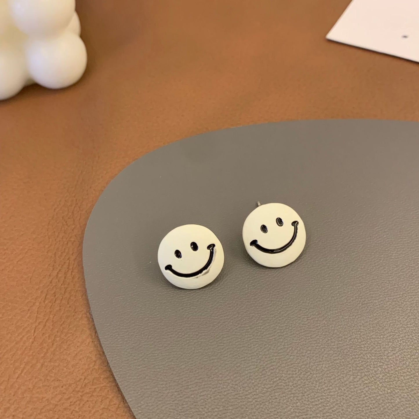 Sier Needle Simple Temperament Cartoon Smiley Face Fashion Earrings