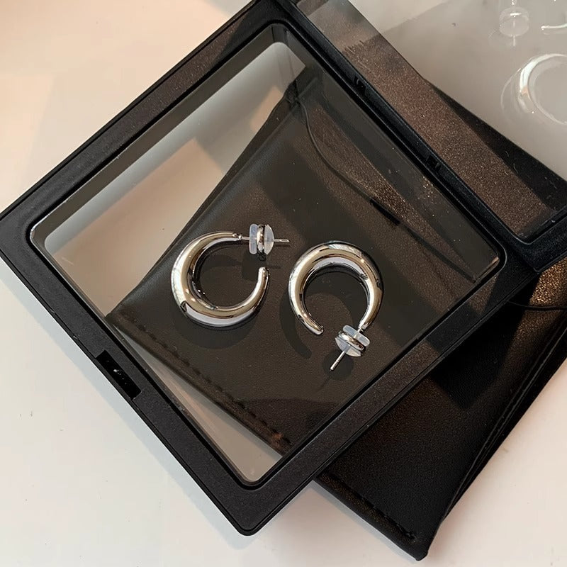 Women's Sier Shaped Big Ear Niche Design Advanced Light Luxury Bracelets