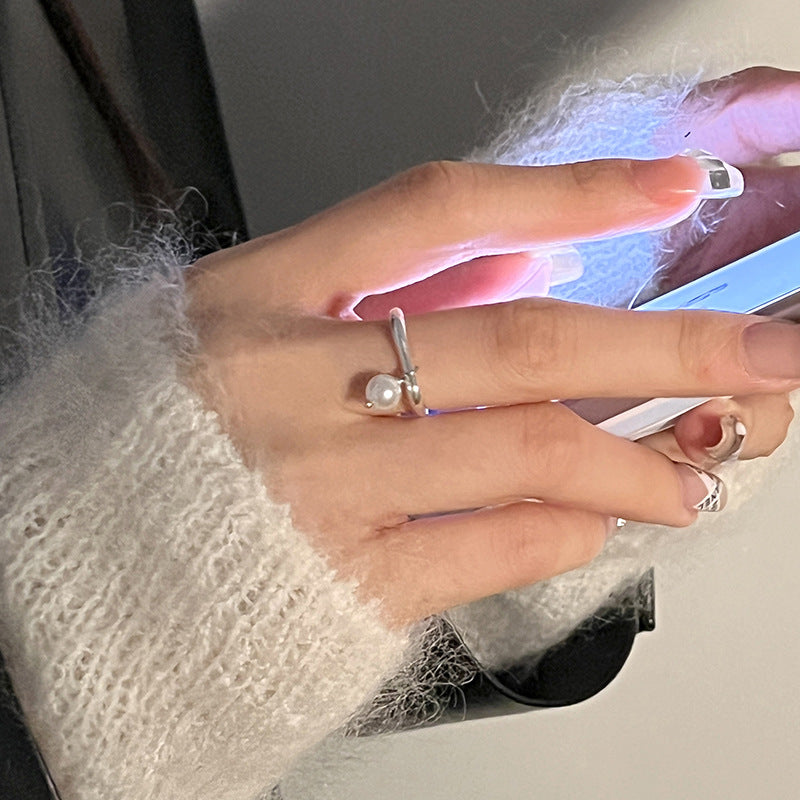 Koreanische Nischendesign-Perlenanhänger-Moderinge für Damen