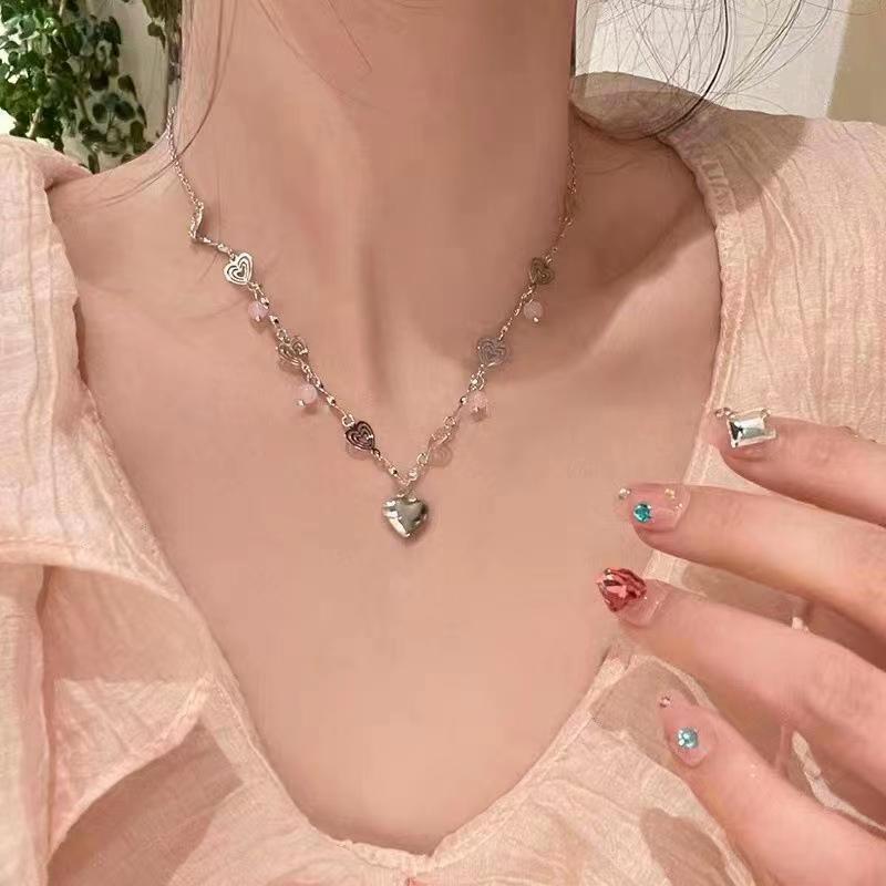 Colliers de perles roses avec pendentif de luxe léger pour femmes, tempérament minoritaire, Design sauvage