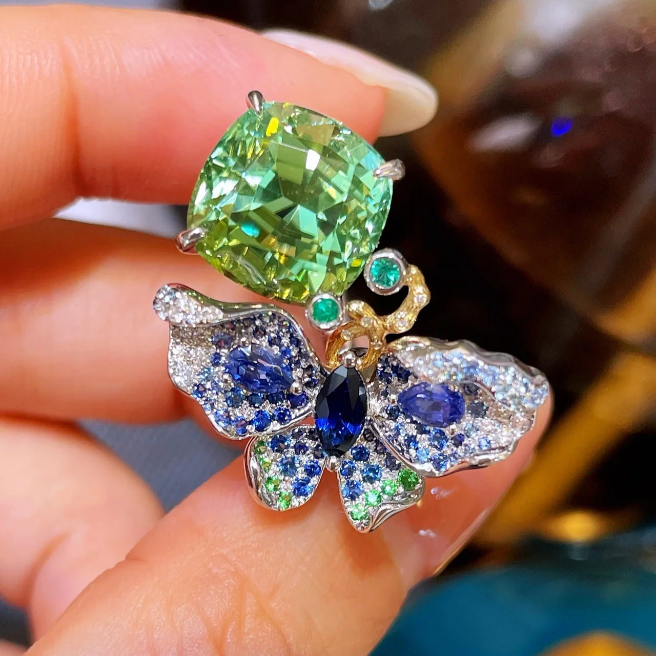 Mintgrüne Turmalin-Schmetterlings-Cocktail-Diamant-Royal-Saphir-Ringe
