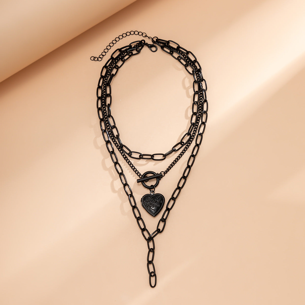 Colliers simples à chaîne noire avec double cœur d'amour